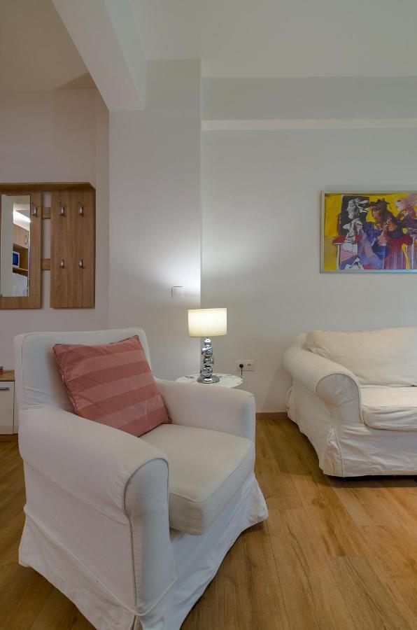 Nice 1Bd Apartment Close To Metro Station Ampelokipoi Афины Экстерьер фото