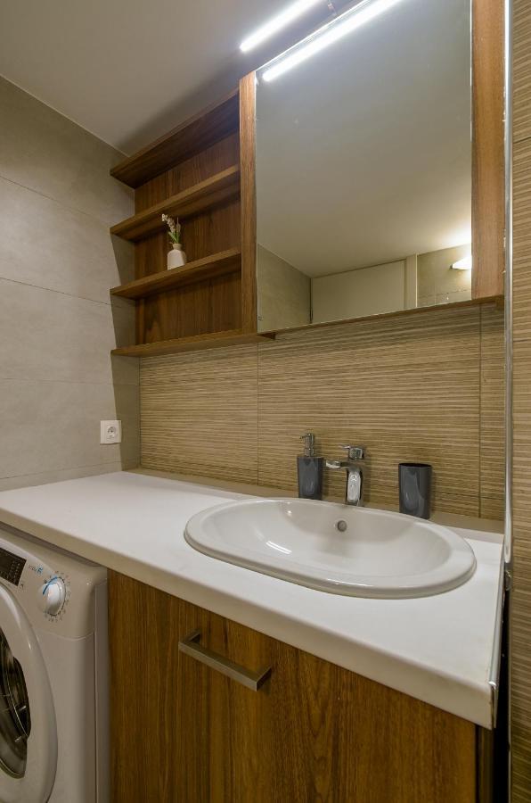 Nice 1Bd Apartment Close To Metro Station Ampelokipoi Афины Экстерьер фото